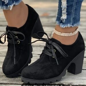 Elegant Black Women's Heeled Shoes
